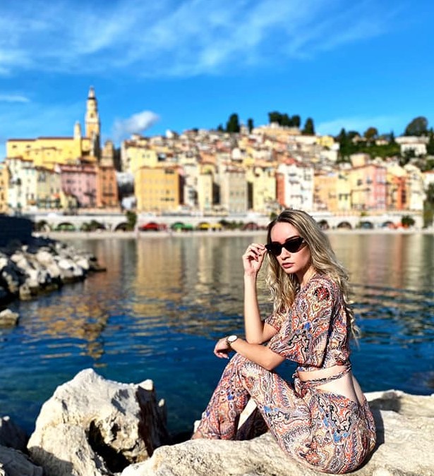 Book a Visit in Menton