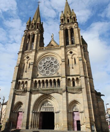 Book a Visit in Moulins