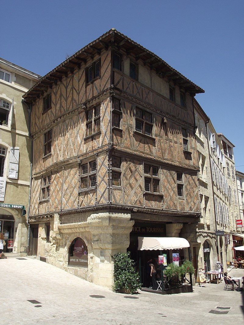 Book a Visit in Auch