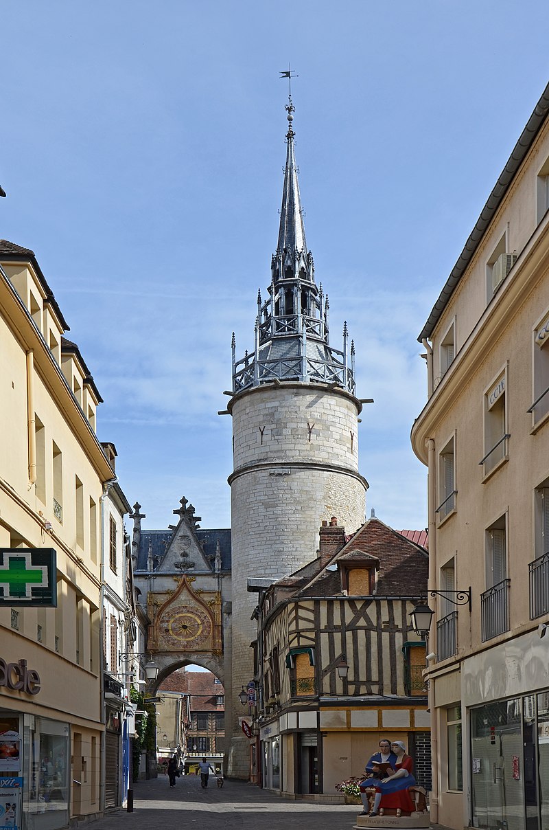 Book a Visit in Auxerre