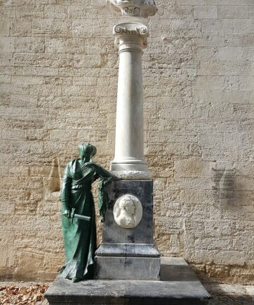 Book a Visit in Béziers