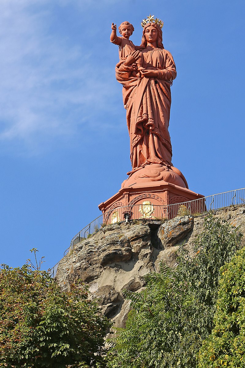 Book a Visit in Le Puy