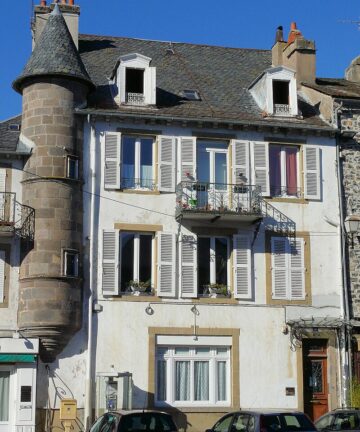 Book a Visit in Mauriac