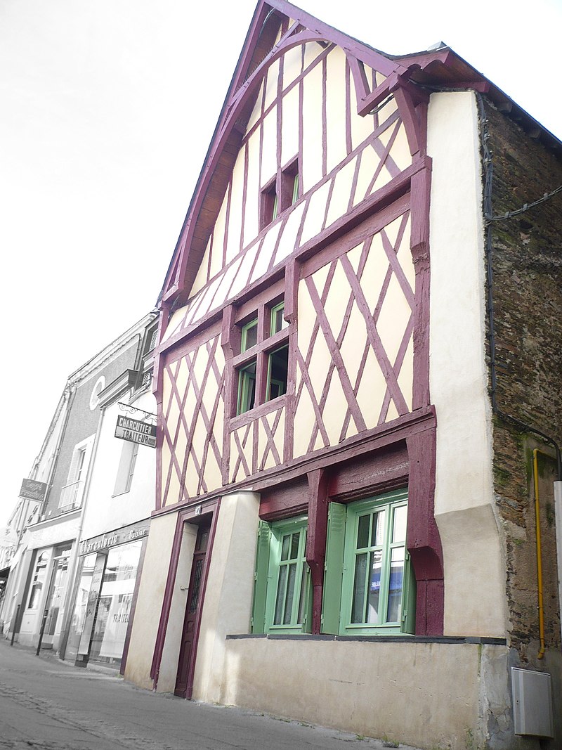 Book a Visit in Segré