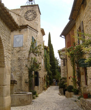 Book a Visit in Séguret