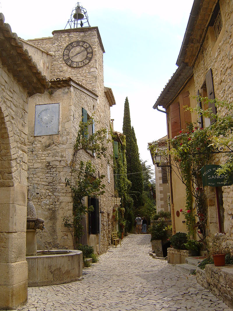 Book a Visit in Séguret