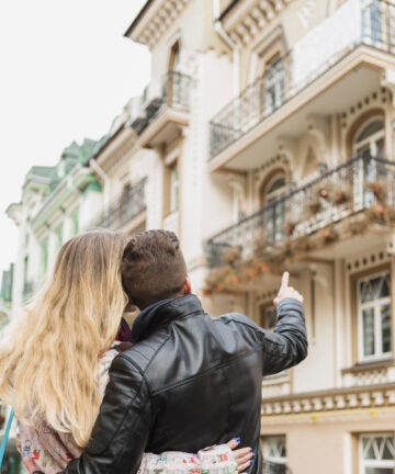 Book a Visit in Vienne