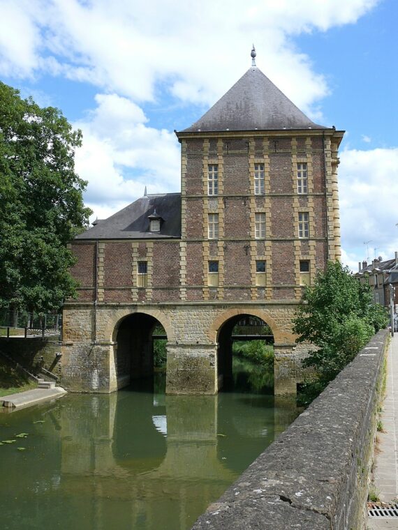 Book a Visit in Charleville Mézières