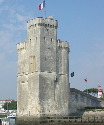 Book a Visit in La Rochelle