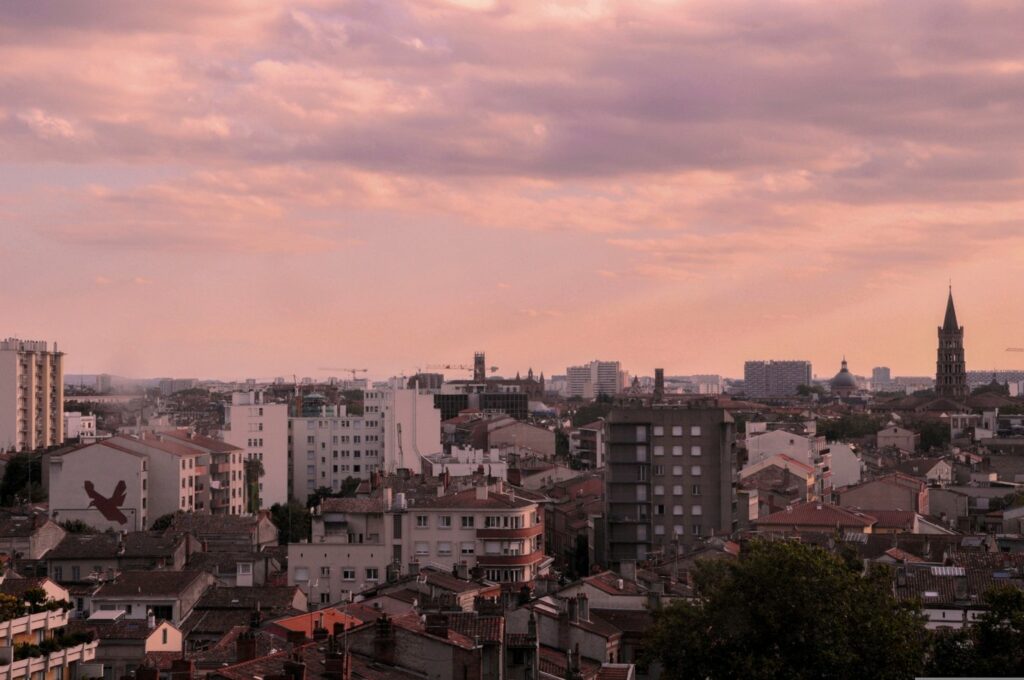 toulouse pink sky