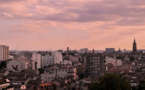 toulouse pink sky