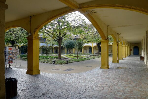 Visite Arles, Visiter Arles, Visite Guidée Arles, Guide Conférencier Arles, Guide Arles, Visite de Arles