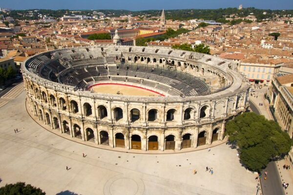 nimes